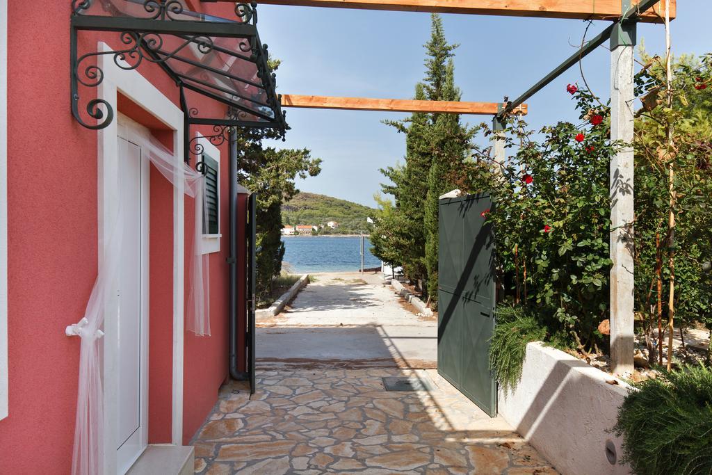Villa Luna Sutomiscica Exterior photo